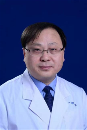 梁秋冬